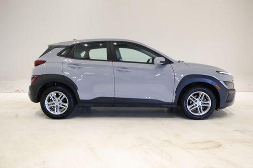 2022 Hyundai KONA SE