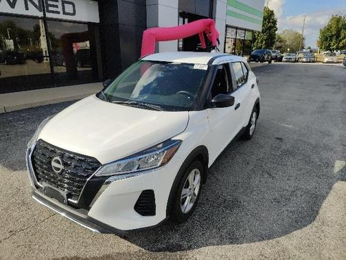 2024 Nissan Kicks S