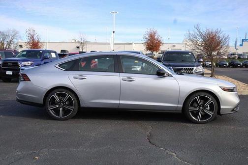 2025 Honda Accord Hybrid Base