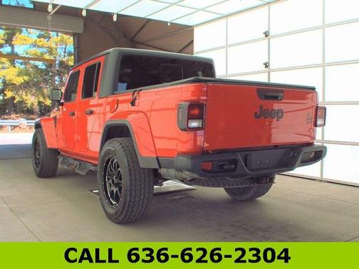 2021 Jeep Gladiator Willys 4x4