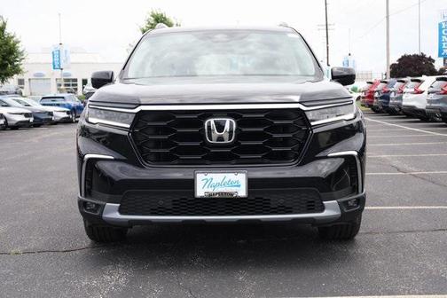 2025 Honda Pilot Touring 8-Passenger