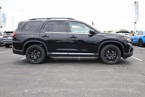 2025 Honda Pilot Touring 8-Passenger