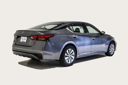 2024 Nissan Altima S FWD