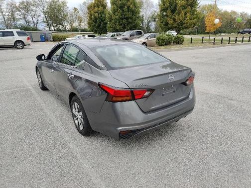 2024 Nissan Altima S FWD