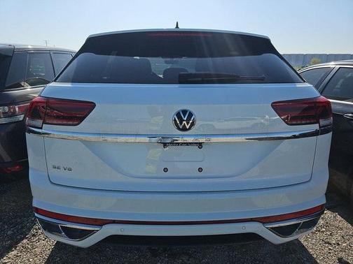 2021 Volkswagen Atlas Cross Sport 3.6L V6 SE w/Technology R-Line