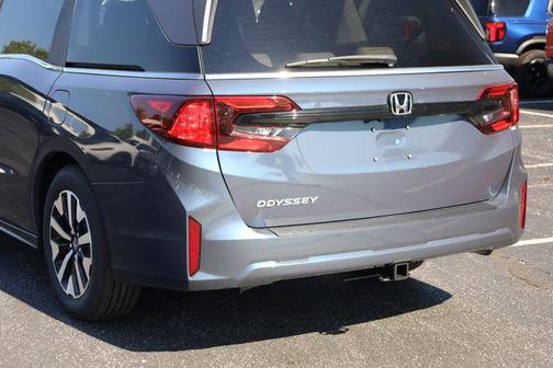 Smoke Blue Pearl 2026 Honda Odyssey EX-L