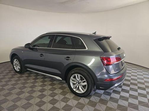 2023 Audi Q5 45 S line Premium
