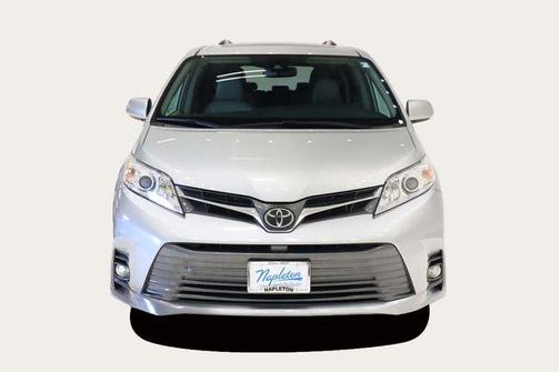 2019 Toyota Sienna XLE