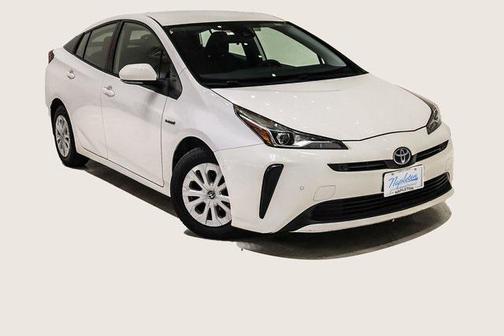 2021 Toyota Prius LE
