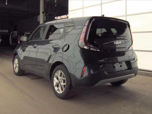 Gray 2025 Kia Soul LX