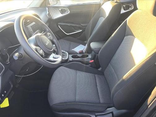 Gray 2025 Kia Soul LX