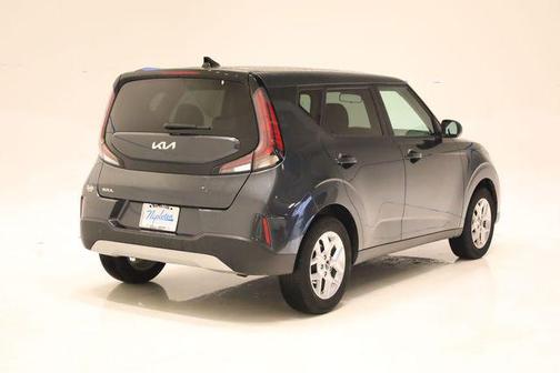 Gray 2025 Kia Soul LX