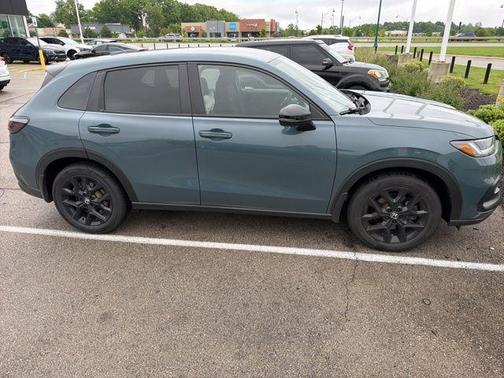 Nordic Forest Pearl 2024 Honda HR-V AWD Sport