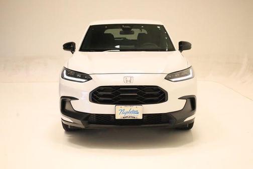 Platinum White Pearl 2025 Honda HR-V AWD Sport