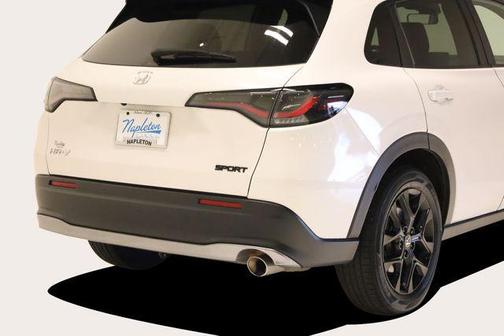 Platinum White Pearl 2025 Honda HR-V AWD Sport