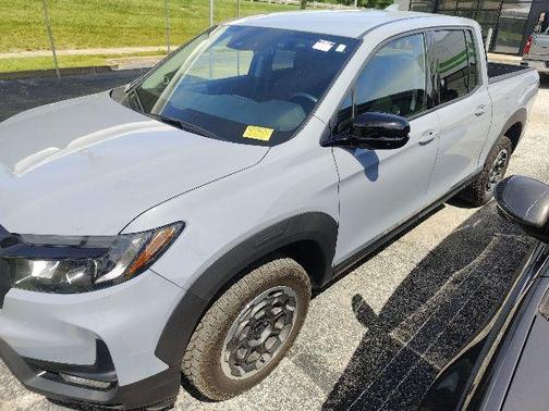 Sonicgray 2024 Honda Ridgeline Sport