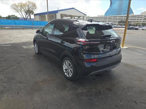 Mosaic Black Metallic 2023 Chevrolet Bolt EUV FWD LT