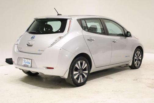 2016 Nissan Leaf SV