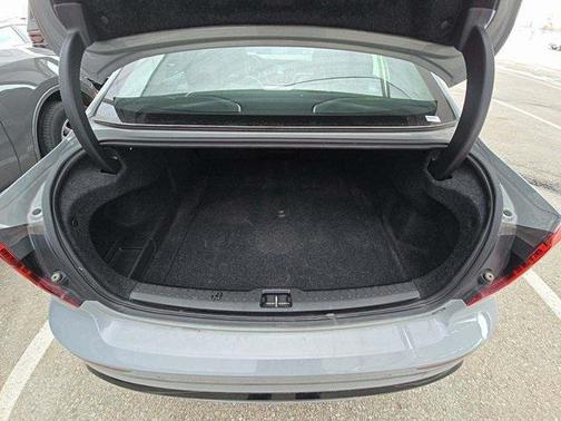 2024 Volvo S60 B5 Core Dark Theme