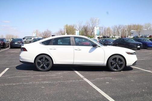 2025 Honda Accord Hybrid Base
