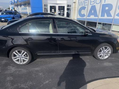 2017 Volkswagen Jetta 1.8T SEL