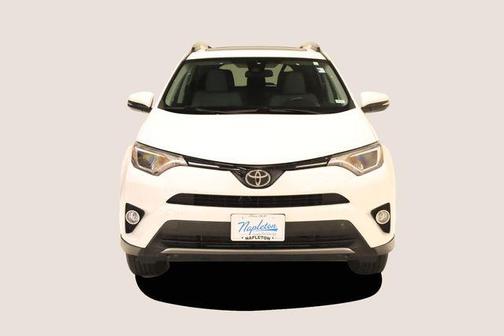 Super White 2018 Toyota RAV4 XLE
