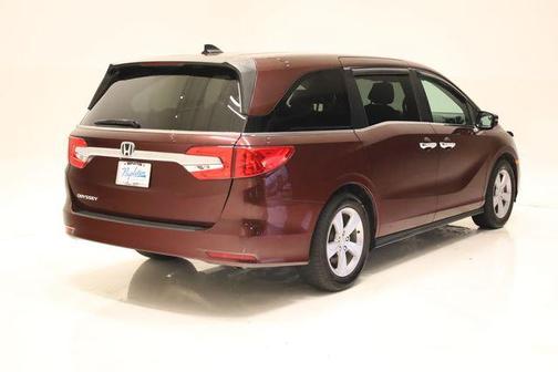 Deep Scarlet Pearl 2019 Honda Odyssey EX