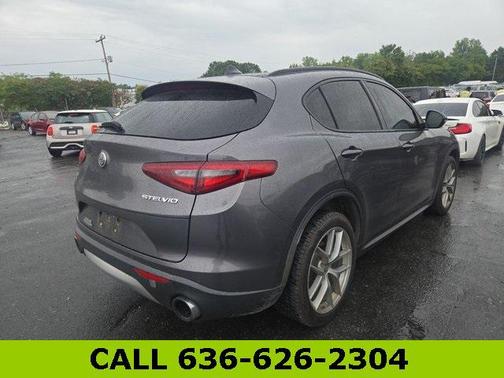 2018 Alfa Romeo Stelvio Sport