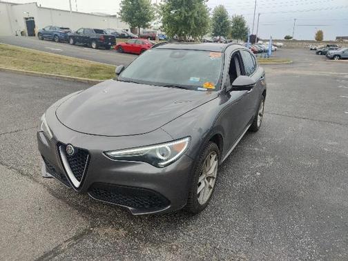 2018 Alfa Romeo Stelvio Sport
