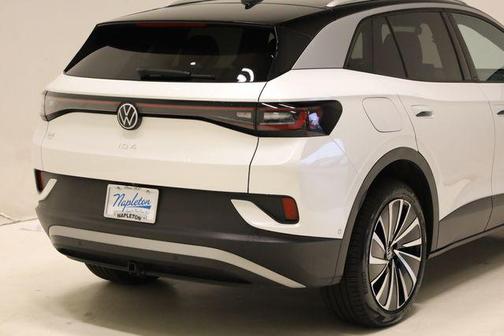 Pure White 2023 Volkswagen ID.4 Pro S Plus