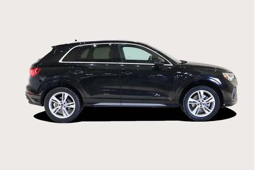 2023 Audi Q3 45 S line Premium Plus