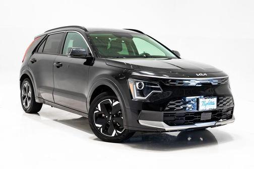 Aurora Black Pearl 2023 Kia Niro EV Wind