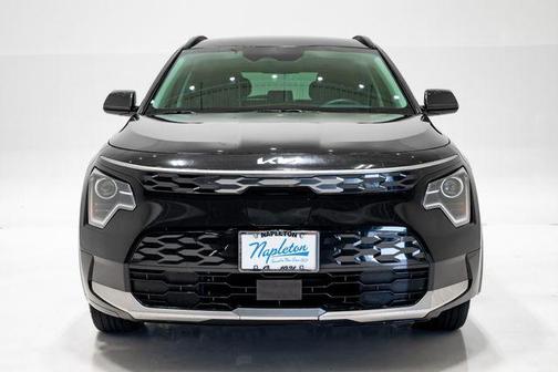 Aurora Black Pearl 2023 Kia Niro EV Wind