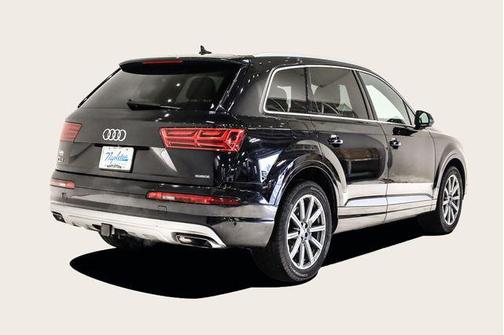 2019 Audi Q7 55 Premium Plus