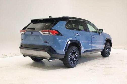 2023 Toyota RAV4 Hybrid SE