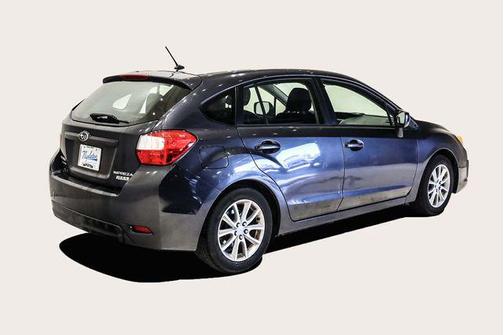 2013 Subaru Impreza 2.0i Premium