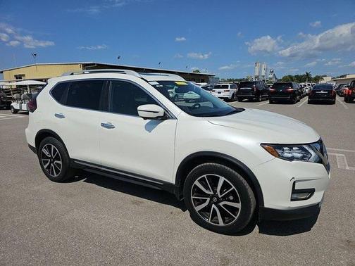2020 Nissan Rogue SL