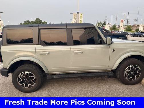2022 Ford Bronco Outer Banks