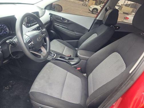 2020 Hyundai KONA SE