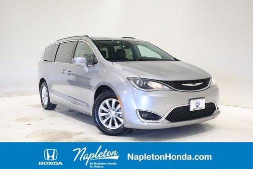 2018 Chrysler Pacifica Touring-L