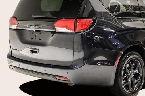 2019 Chrysler Pacifica Touring-L Plus