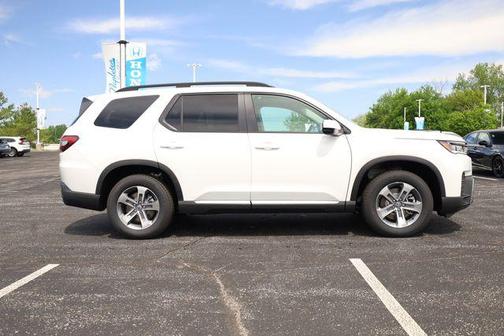 Platinum White 2026 Honda Pilot EX-L