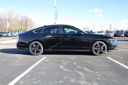 2025 Honda Accord Hybrid Base