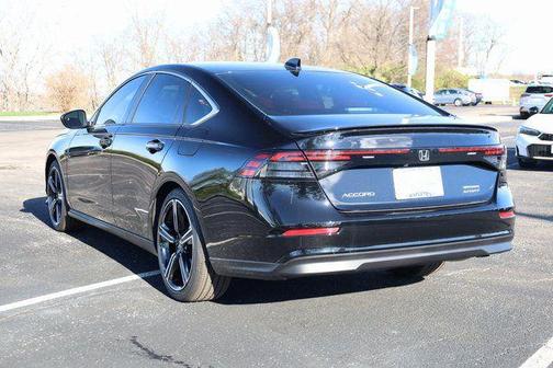 2025 Honda Accord Hybrid Base