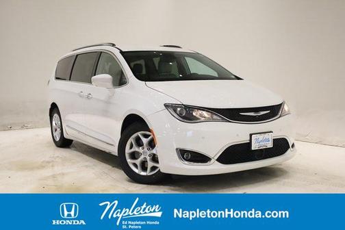 2020 Chrysler Pacifica Touring-L Plus