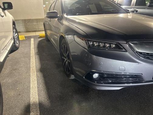 2017 Acura TLX V6 w/Advance Package