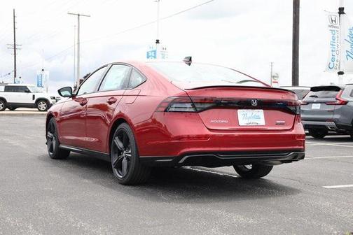 2025 Honda Accord Hybrid Base