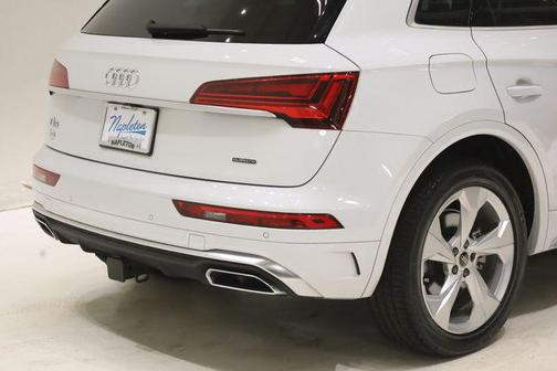 2023 Audi Q5 45 S line Premium Plus