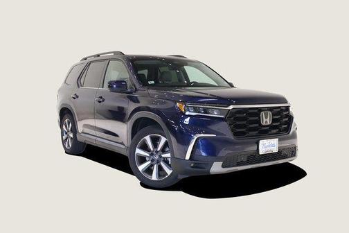 2023 Honda Pilot Touring 8-Passenger