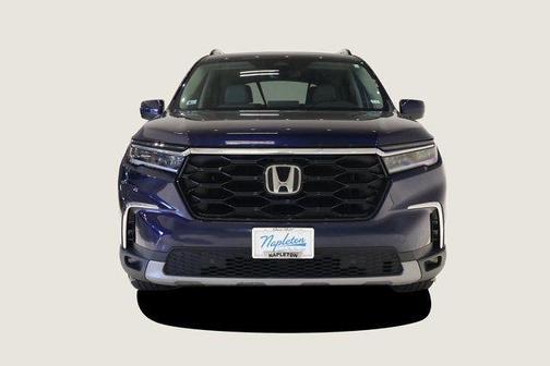 2023 Honda Pilot Touring 8-Passenger